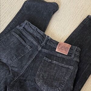 Lee High Rise Straight Leg Ankle Black Jeans 28